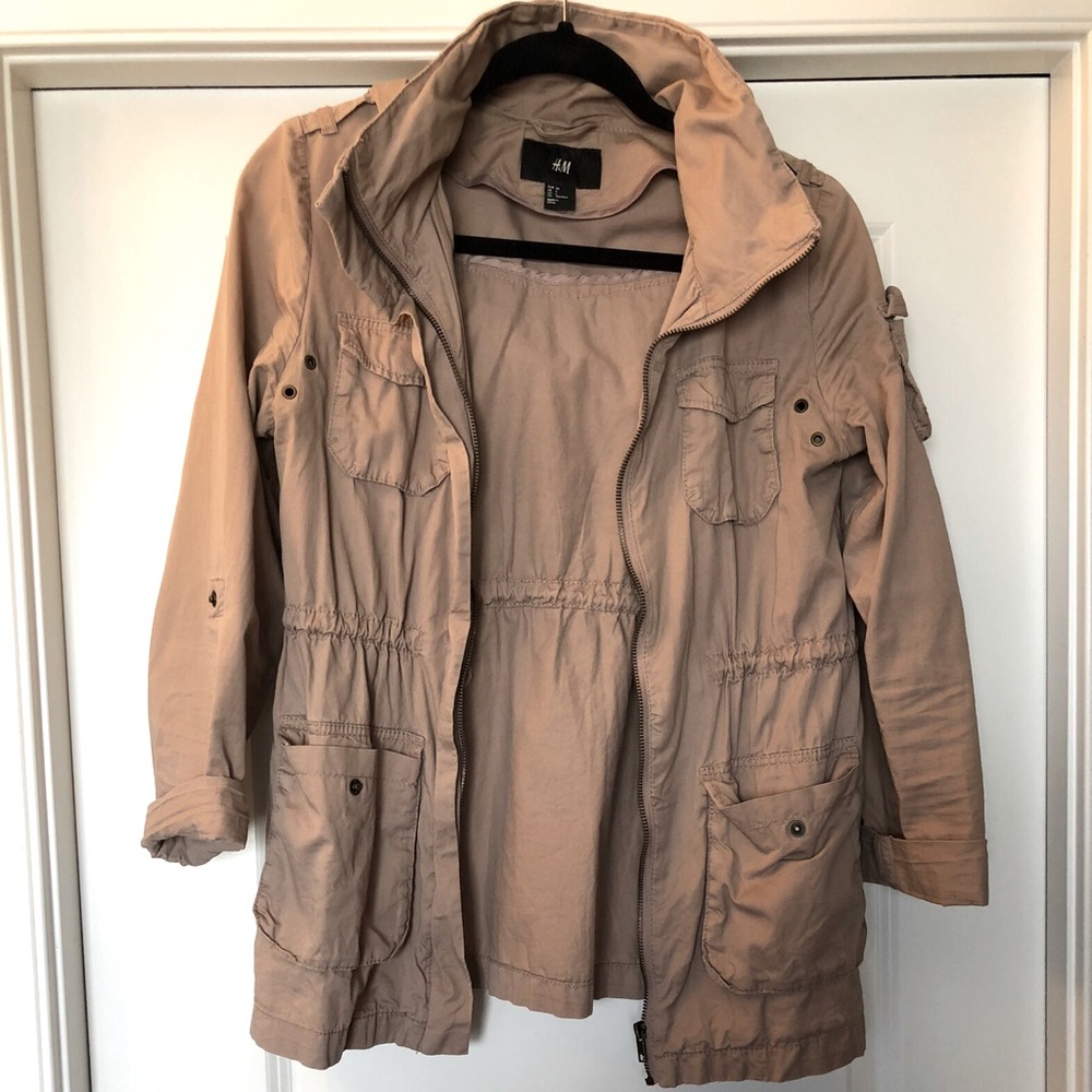 Super cute light pink, light jacket